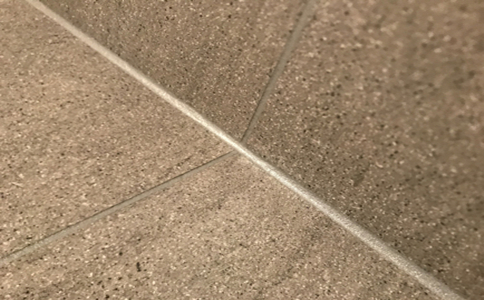 阳台白瓷砖美缝用什么颜色